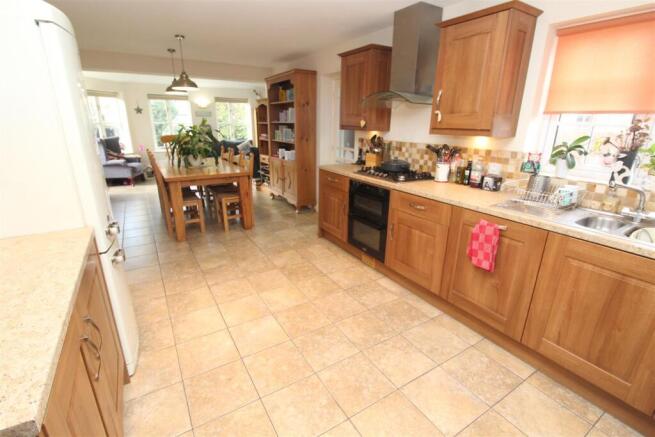 Kitchen/Dining room