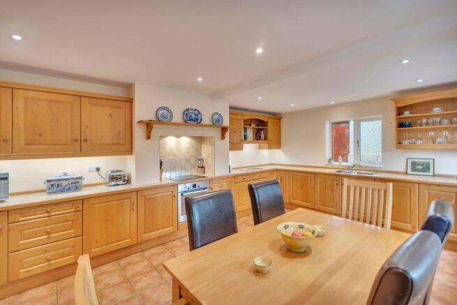 Kitchen/Dining Room