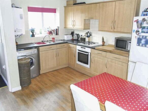 KITCHEN/ DINER