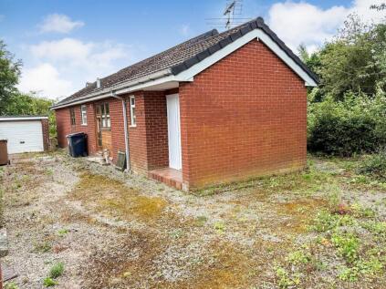 Yew Tree Avenue, Whittington