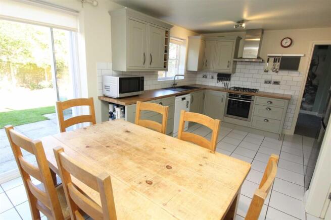 Kitchen/Breakfast Room