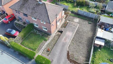 Hammonds Place, Gobowen