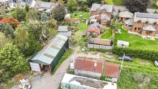 Accommodation Comprises