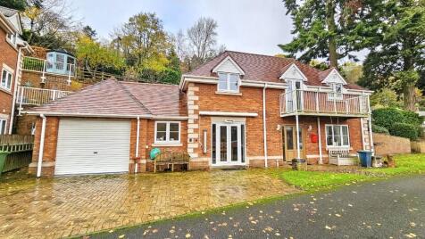 1 Woodcote Edge Drive, Church Stretton, Shropshire, SY6