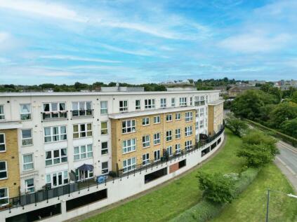Gravesend - 2 bedroom apartment for sale