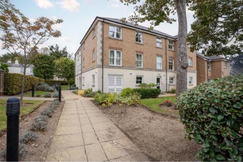 Nelson Court, Glen View, Gravesend, Kent, DA12