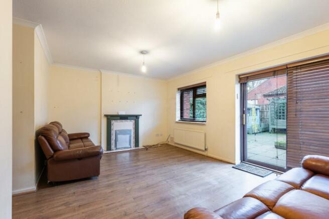 living room-1.jpg