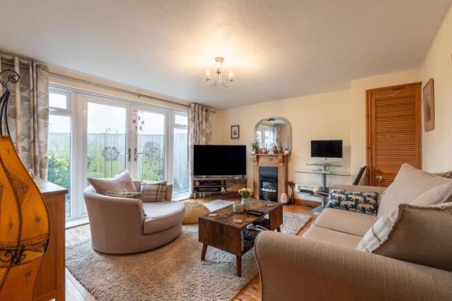 living room-1.jpg