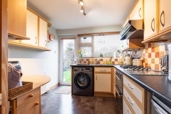 kitchen-1.jpg