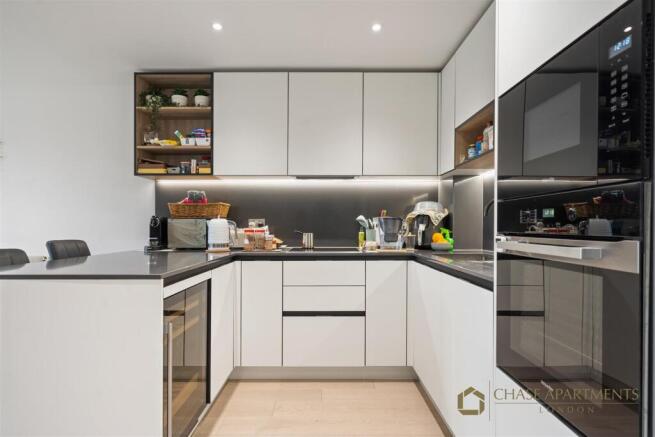 Fermont House NW9 4FG-5.jpg