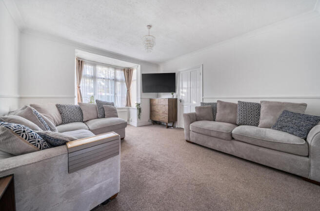 1382925-25-691c77...