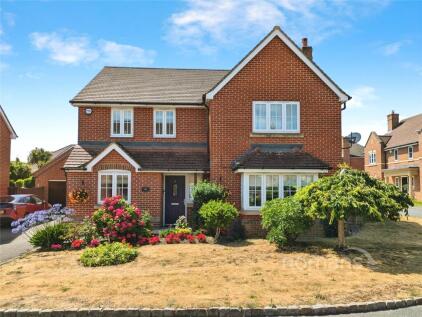 Grenadier Close, Shinfield, Reading