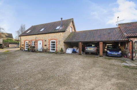 Claycastle, Haselbury Plucknett, Crewkerne, TA18