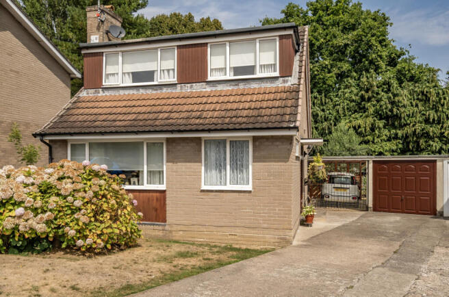 1335852-5-689a2df...