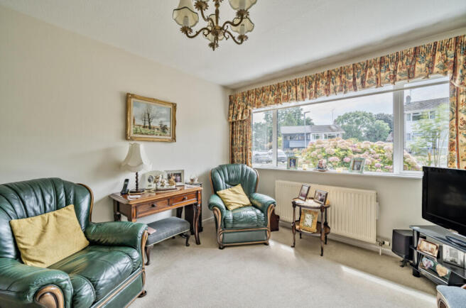 1335852-18-689a2e...