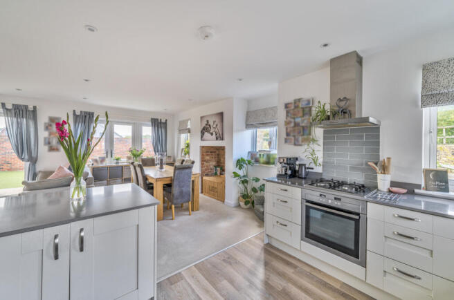 1354246-10-68c836...