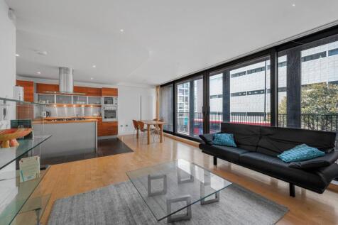 Goswell Road, 
Islington, EC1V