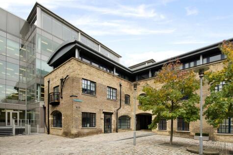 Albion Yard,
Kings Cross, N1
