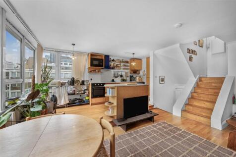 Braithwaite House,
Bunhill Row, EC1Y