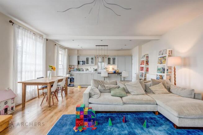 BroomgroveMews(Interior)-7.jpg