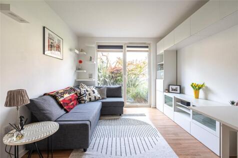 Mountearl Gardens, London, SW16