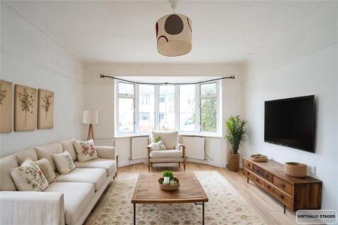 Conifer Gardens, London, SW16