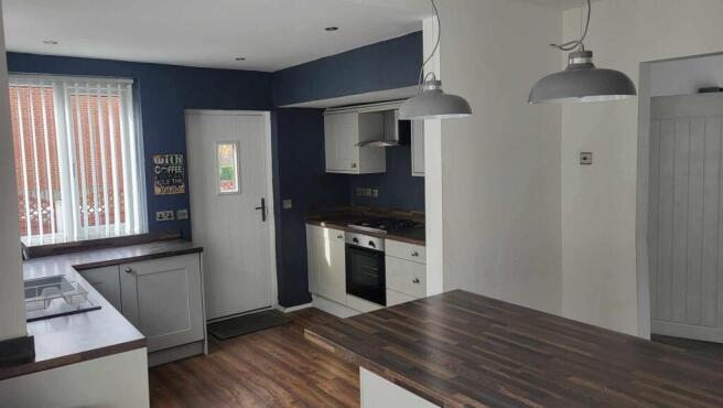 KITCHEN DINER