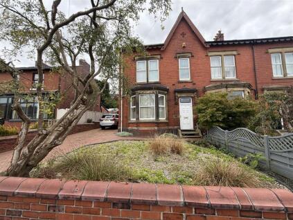 Stamford Road, Lees, Oldham