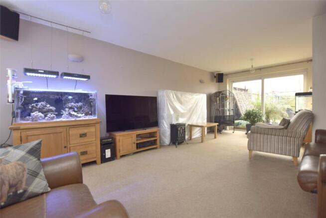 Living/Dining Area