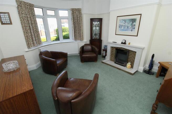 Lounge.JPG