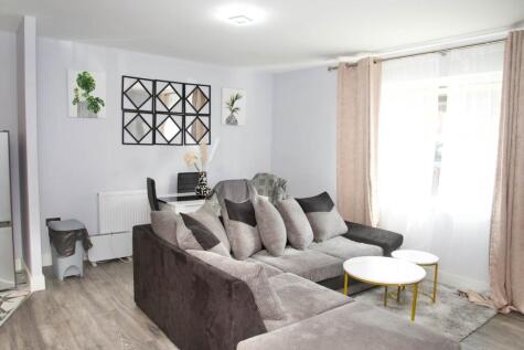 Thamesmead West, SE28 0PD