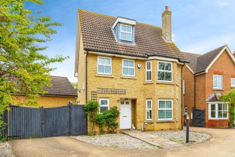 Wattle Close, Lower Cambourne, CAMBRIDGE