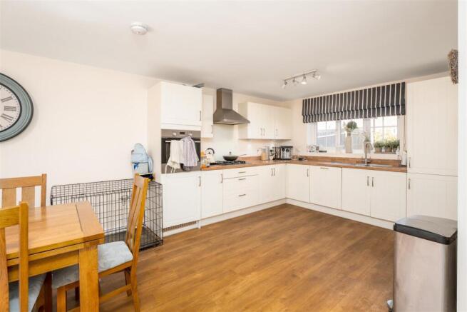 108 Longford Park Road, Bodicote-6.jpg