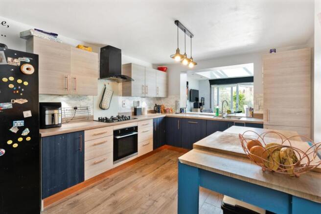 79 Hobby Road, Bodicote-5.jpg