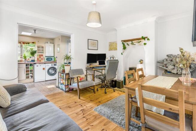 135 Warwick Road, Banbury-6.jpg