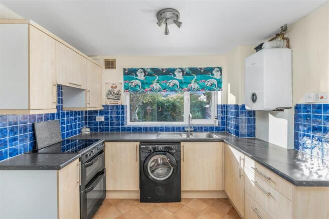 74 Elton Road, Banbury-12.jpg