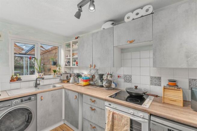 1 The Camellias, Banbury-7.jpg