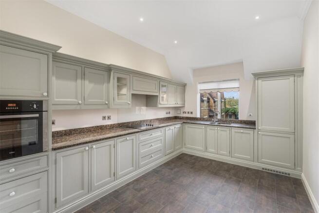 Apartment 10, Godswell Park, Bloxham-8.jpg