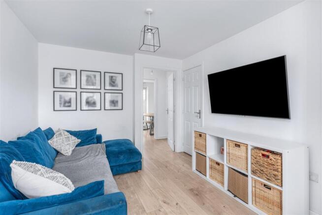 109 Bismore Road, Banbury-4.jpg