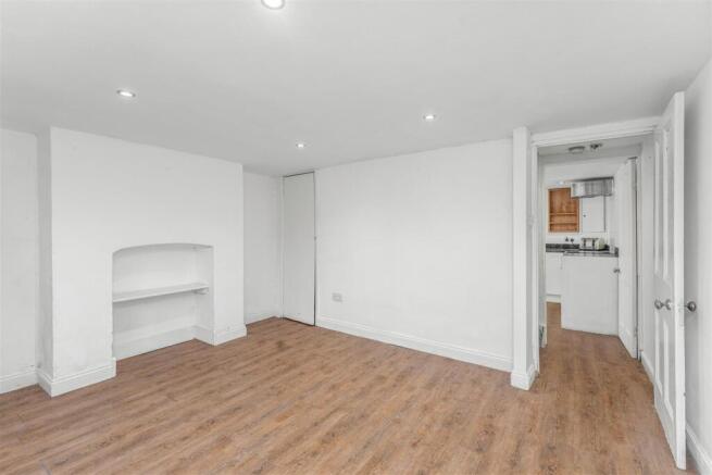 68 Broughton Road, Banbury-6.jpg