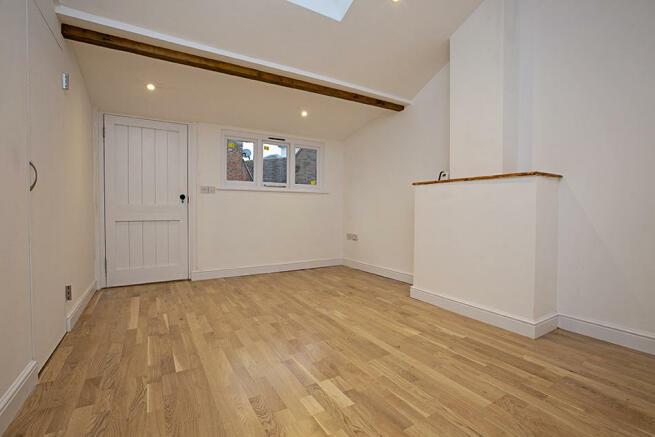 Sitting dining room