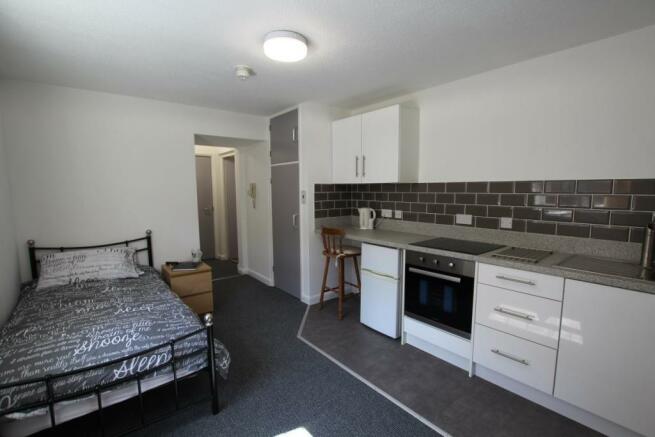 1 Bedroom Flat To Rent In 7 Queens Park Parade Northampton