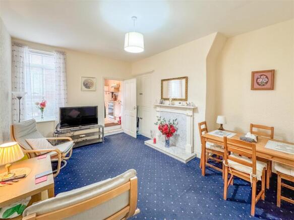 SITTING ROOM