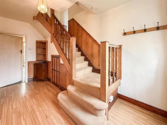 ENTRANCE HALLWAY