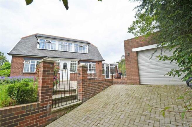 4 bedroom detached house for sale in Low Fell, NE9