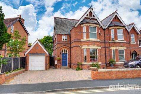 The Crescent, Bromsgrove, Worcestershire, B60