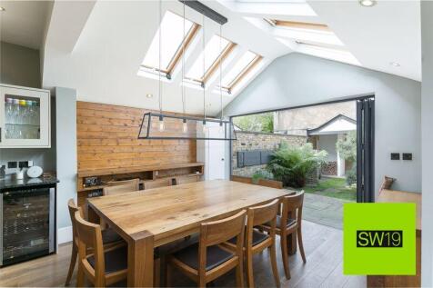 Boundary Road, London