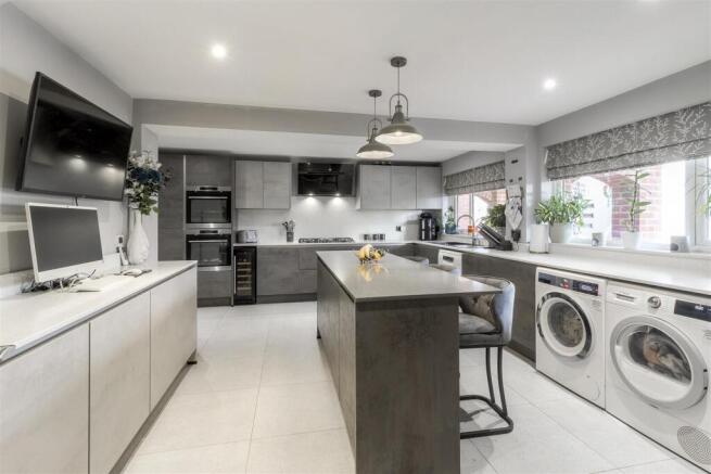 4 Windmill Close, Warton