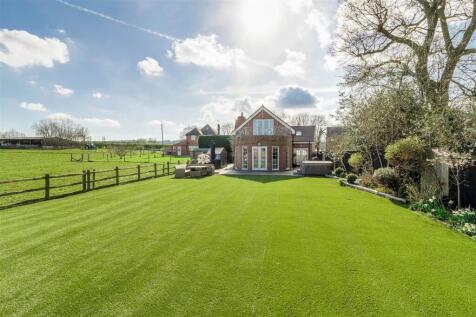 Nuneaton Road, Mancetter, CV9