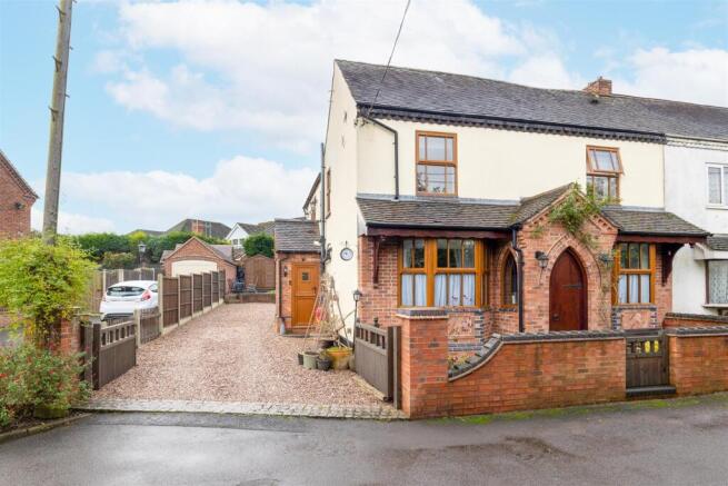 404 Tamworth Road, Amington